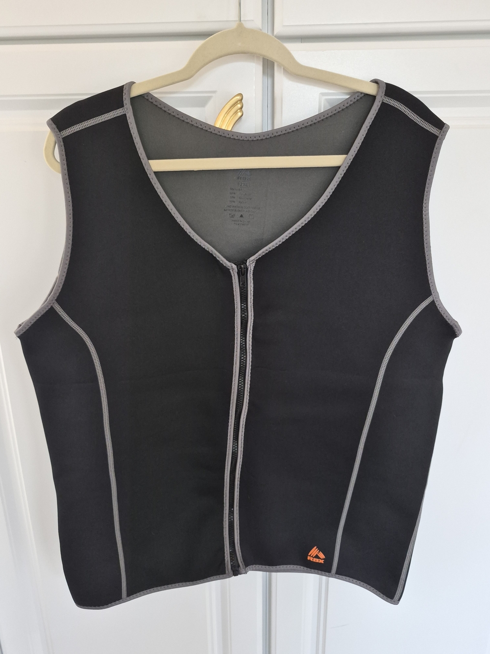 RBX Black Neoprene Zip-Front Kids Vest with Gray Trim